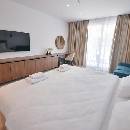 Hotel Riva Будва Экстерьер фото